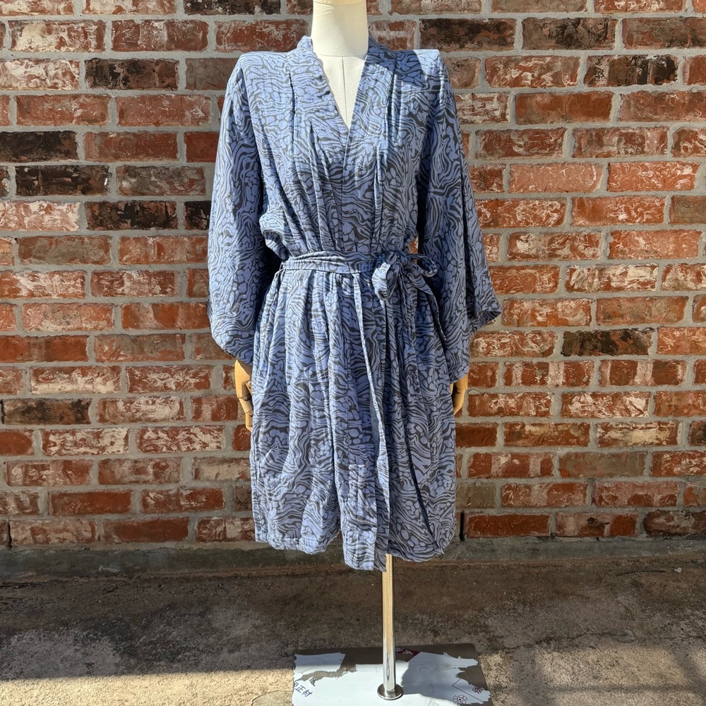 SOLD ELSEWHERE NWT Calme by Johnny Was blue patterned thigh length kimono / XS - Picture 9 of 14